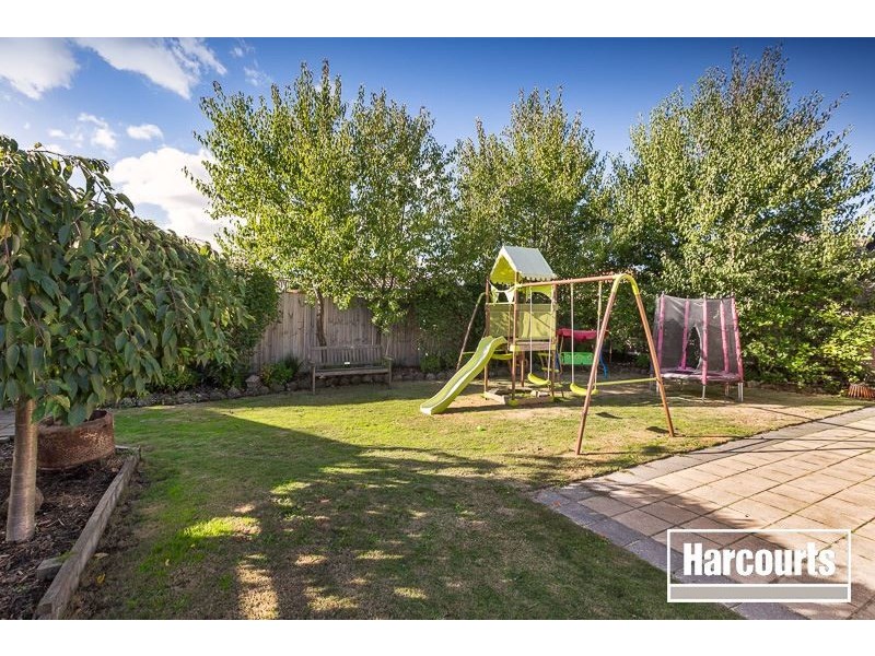 39 Ashfield Drive, Berwick VIC 3806