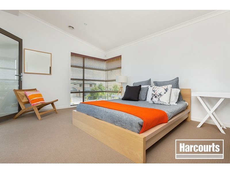 15 Arena Parade, Officer VIC 3809