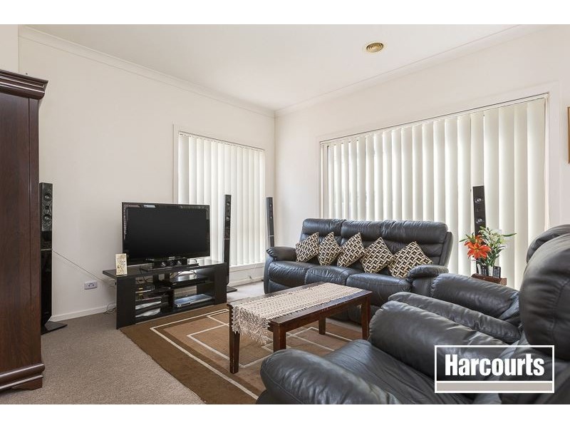 11/101 Golf Links Road, Berwick VIC 3806