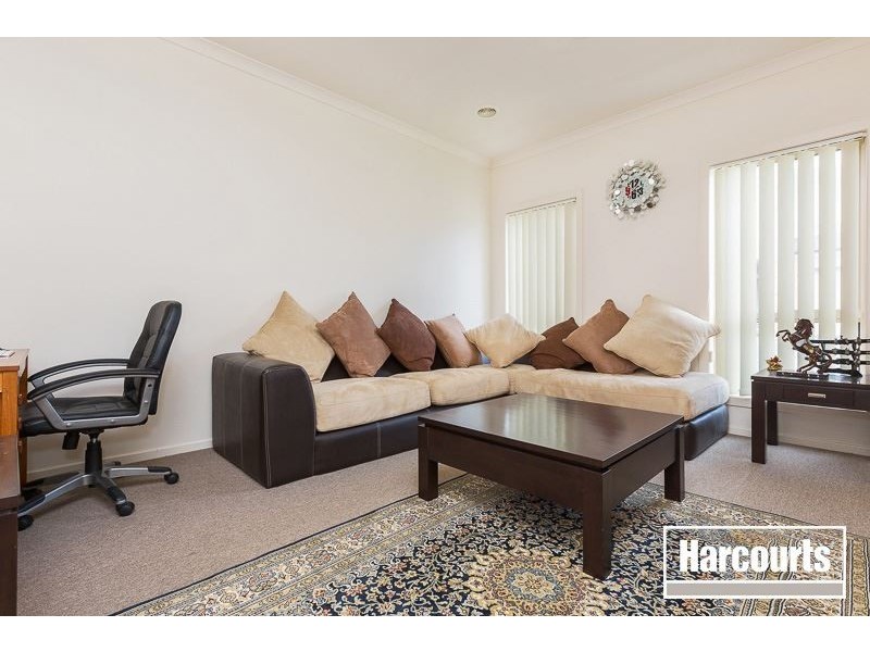 11/101 Golf Links Road, Berwick VIC 3806