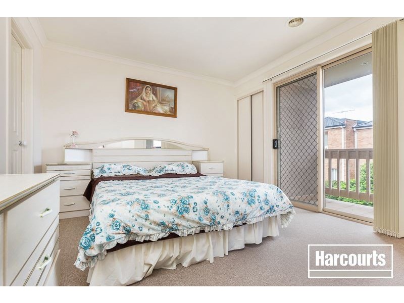 11/101 Golf Links Road, Berwick VIC 3806