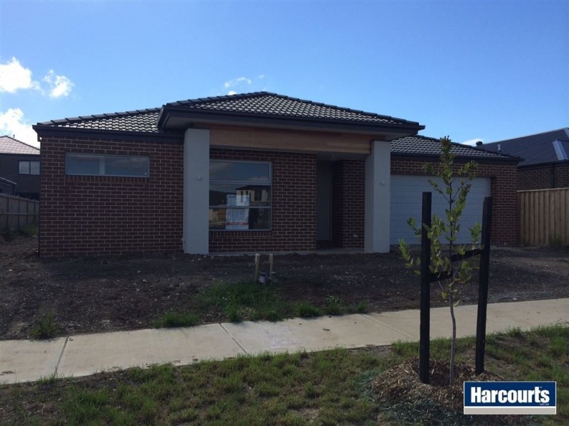 4 (Lot 423) Lilydale Avenue, Clyde North VIC 3978