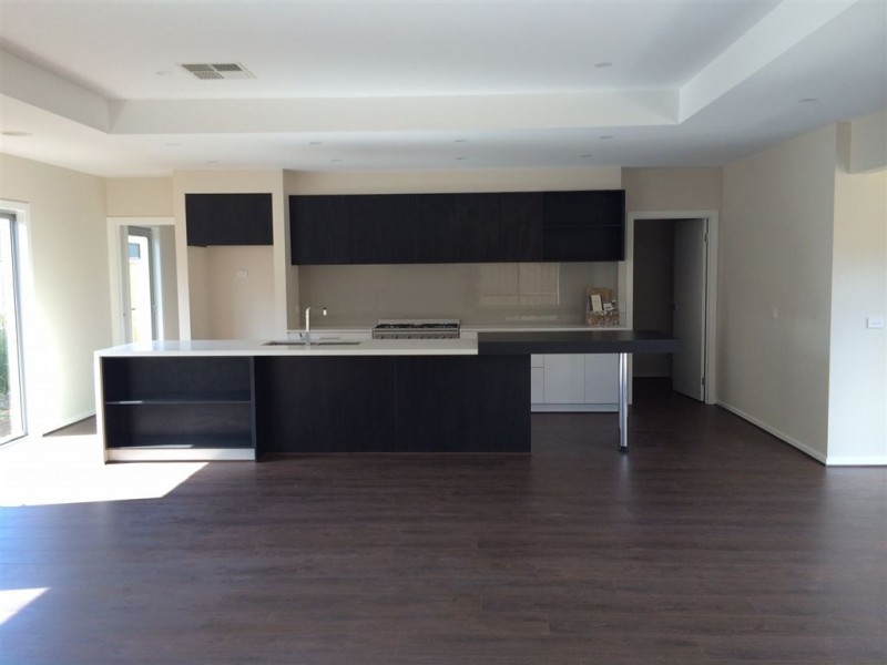 4 (Lot 423) Lilydale Avenue, Clyde North VIC 3978