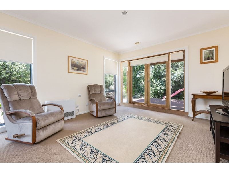 2 Lorne Court, Berwick VIC 3806