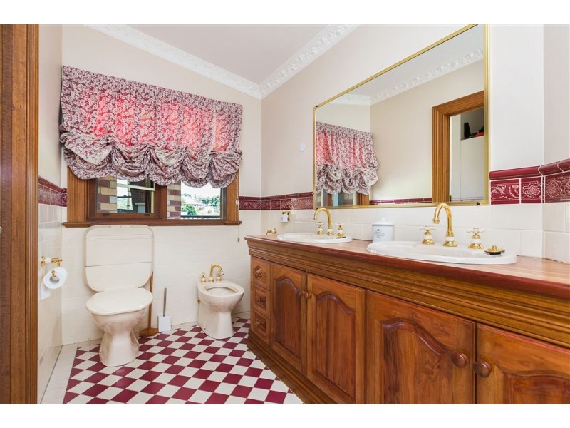 22-23 Caithwill Court, Narre Warren North VIC 3804