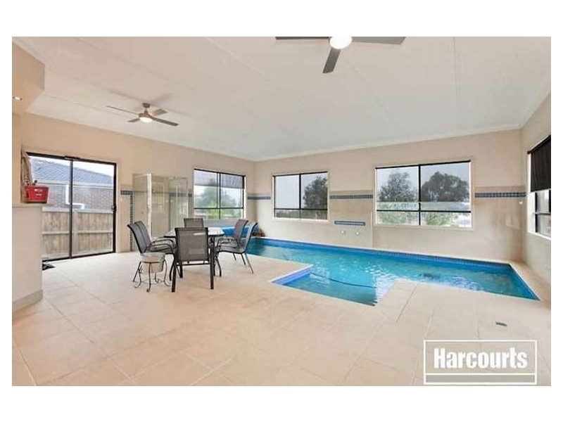 10 Ambrose Court, Berwick VIC 3806