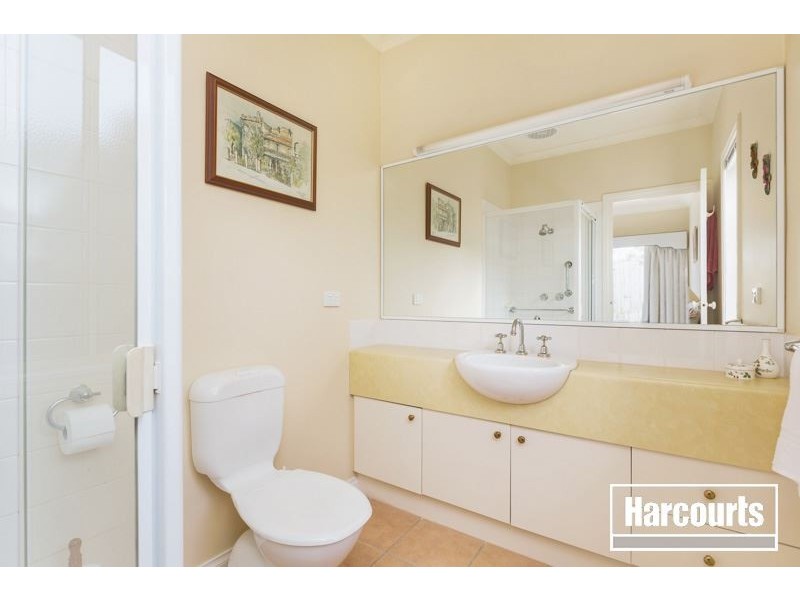 4/58 Peel Street, Berwick VIC 3806