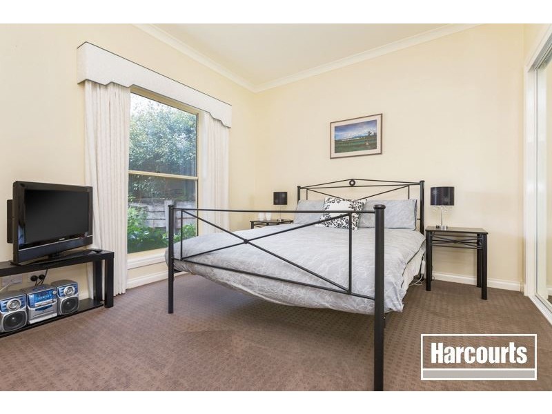 4/58 Peel Street, Berwick VIC 3806