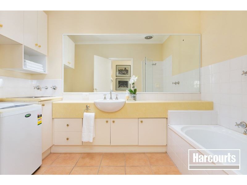 4/58 Peel Street, Berwick VIC 3806