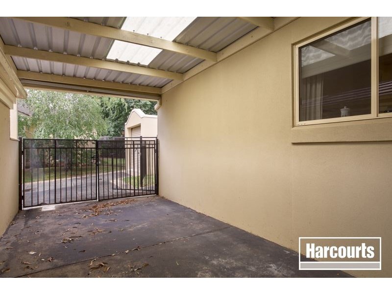 4/58 Peel Street, Berwick VIC 3806