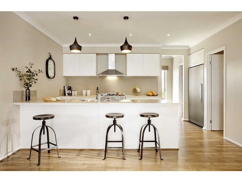 56 Flowerbloom Crescent, Clyde North VIC 3978