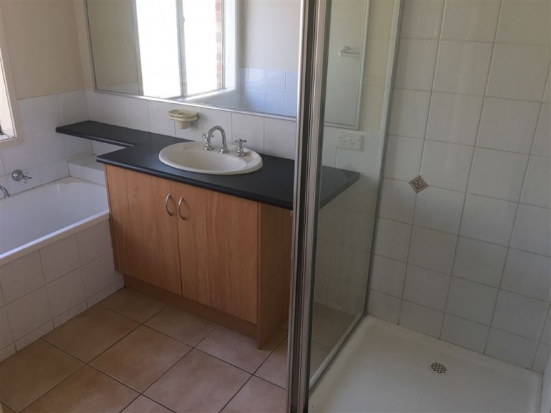 12 Duffy Court, Berwick VIC 3806