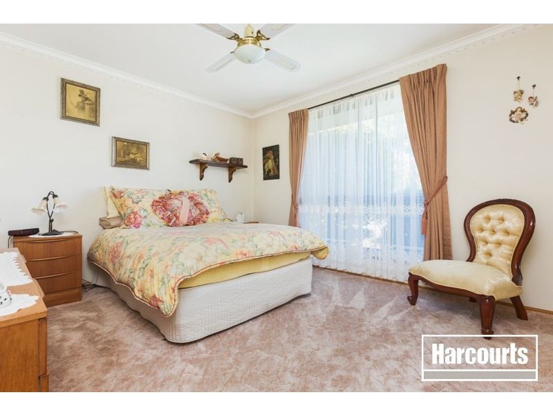 2/3 Sweeney Drive, Narre Warren VIC 3805