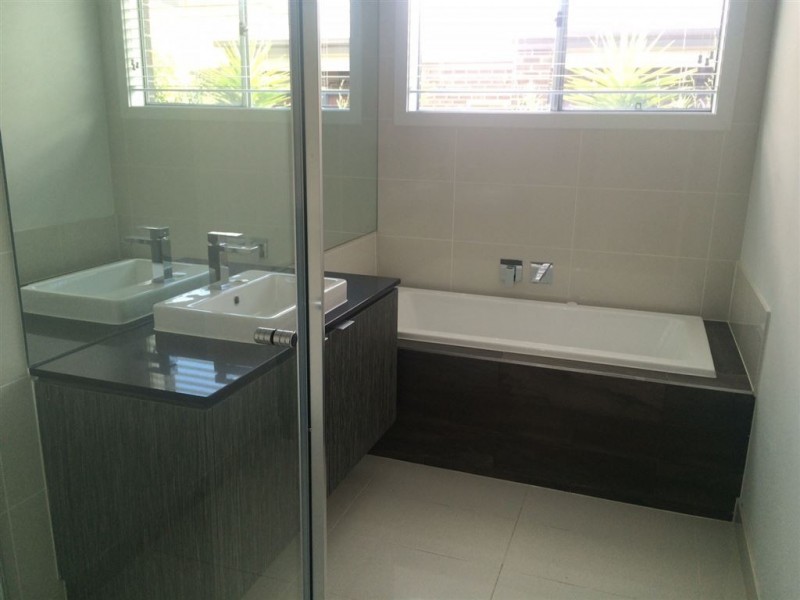 9 Percheron Way, Clyde North VIC 3978