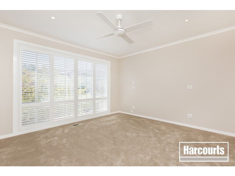 50 Avebury Drive, Berwick VIC 3806