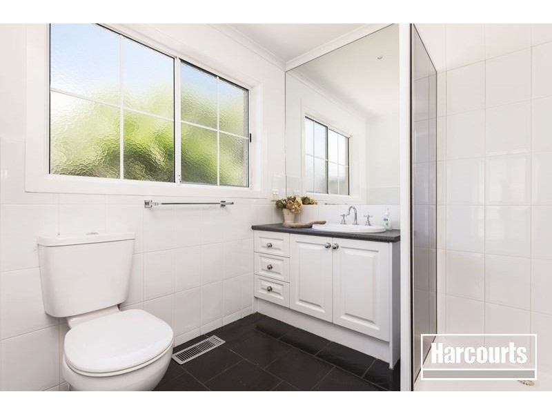 50 Avebury Drive, Berwick VIC 3806