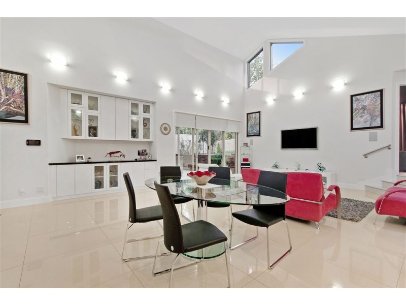 1/48 Langmore Lane, Berwick VIC 3806