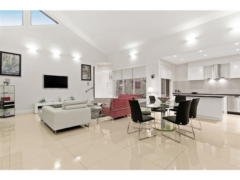 1/48 Langmore Lane, Berwick VIC 3806