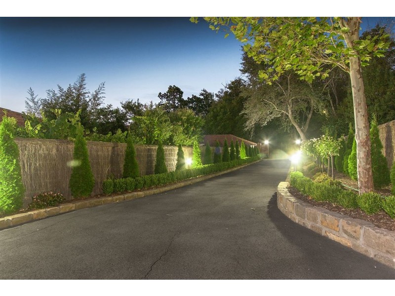 1/48 Langmore Lane, Berwick VIC 3806