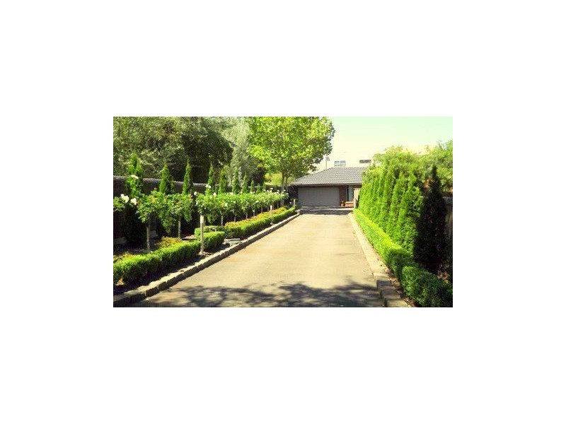 1/48 Langmore Lane, Berwick VIC 3806