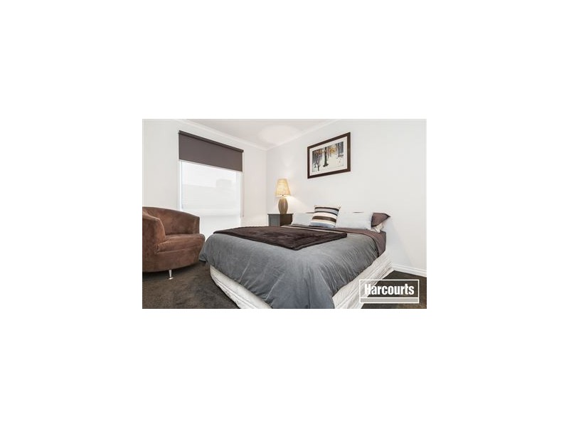 4/ 4 Gibb Street, Berwick VIC 3806