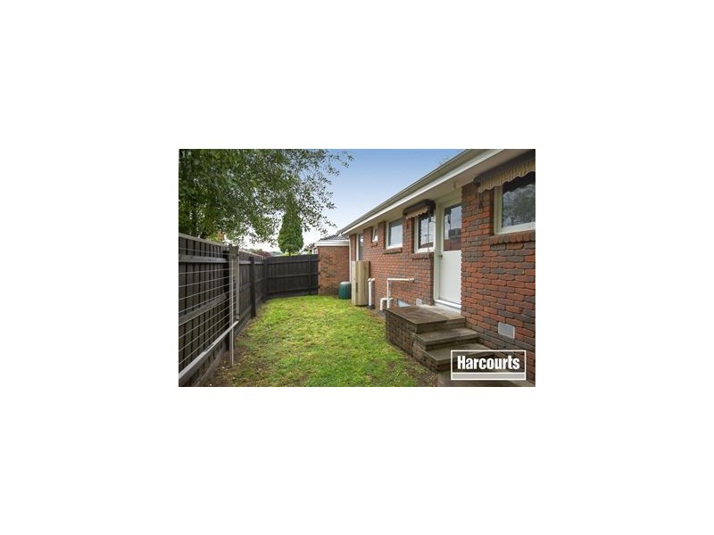 4/ 4 Gibb Street, Berwick VIC 3806