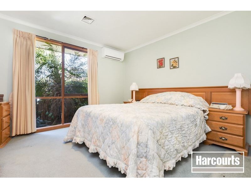 2 Mason Way, Berwick VIC 3806