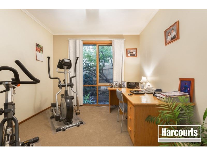 52 Avebury Drive, Berwick VIC 3806