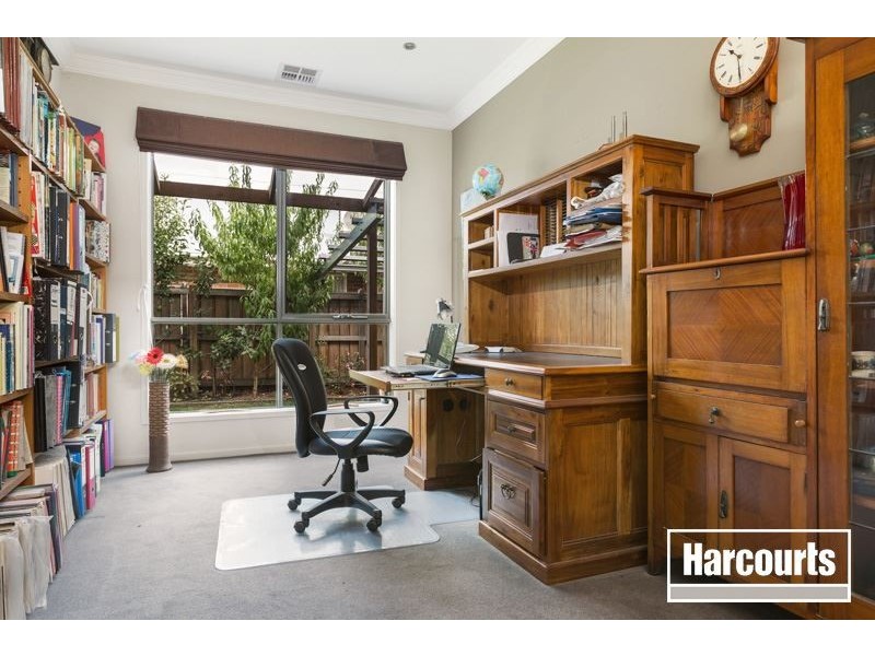 57 Wild Scotchman Way, Cranbourne East VIC 3977