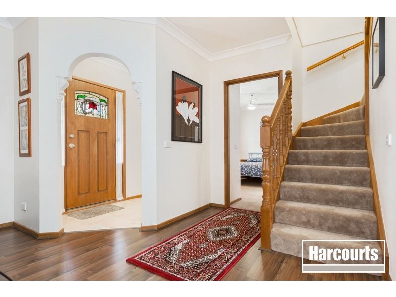 13 Eastern Park Square, Narre Warren South VIC 3805