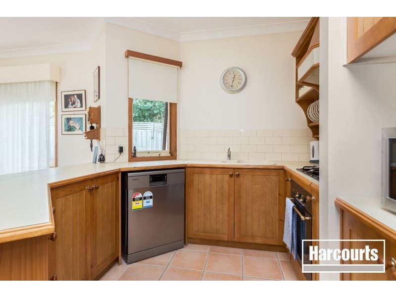 13 Eastern Park Square, Narre Warren South VIC 3805