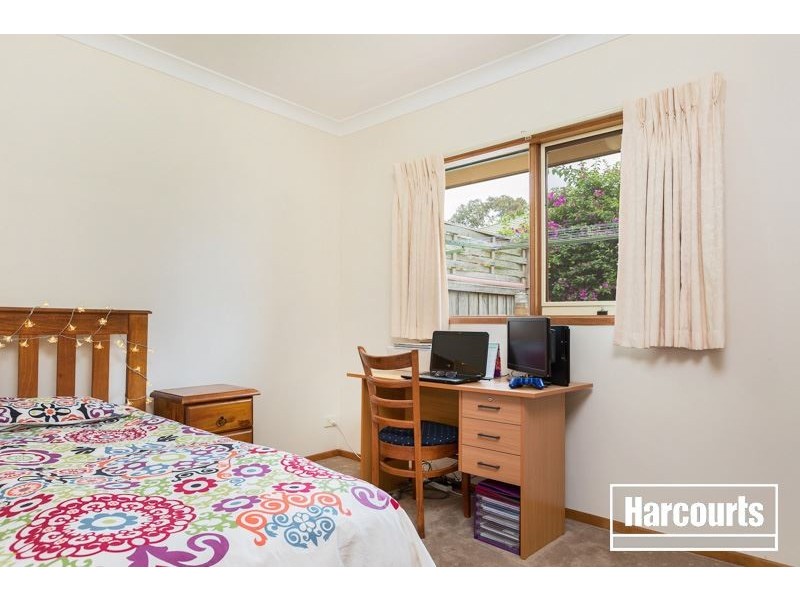 13 Eastern Park Square, Narre Warren South VIC 3805