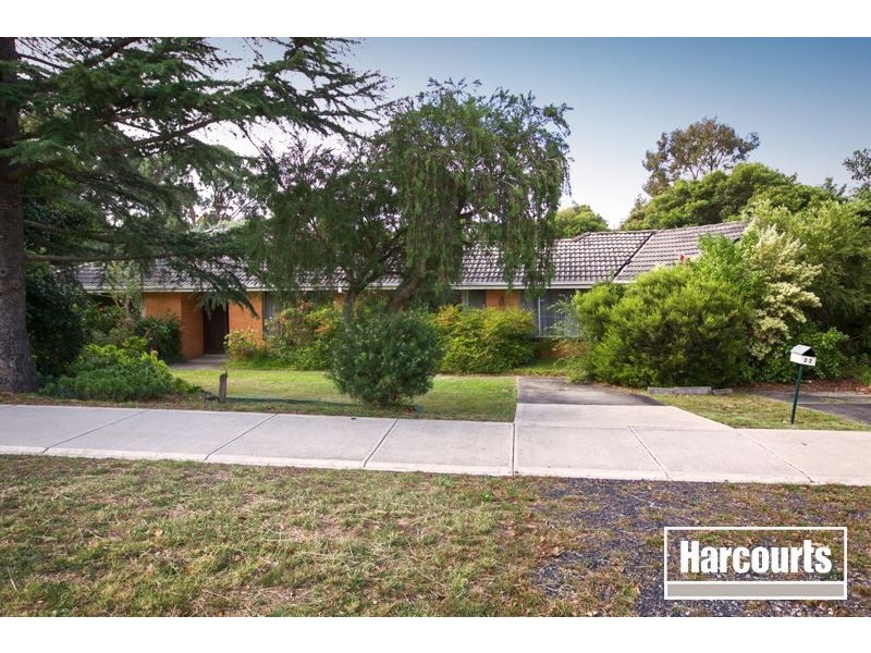 22 Lyall Road, Berwick VIC 3806