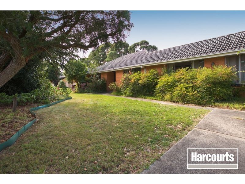 22 Lyall Road, Berwick VIC 3806