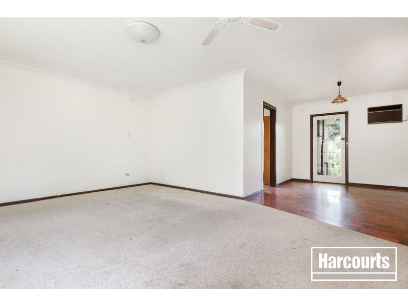 22 Lyall Road, Berwick VIC 3806