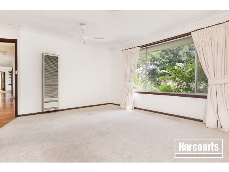 22 Lyall Road, Berwick VIC 3806