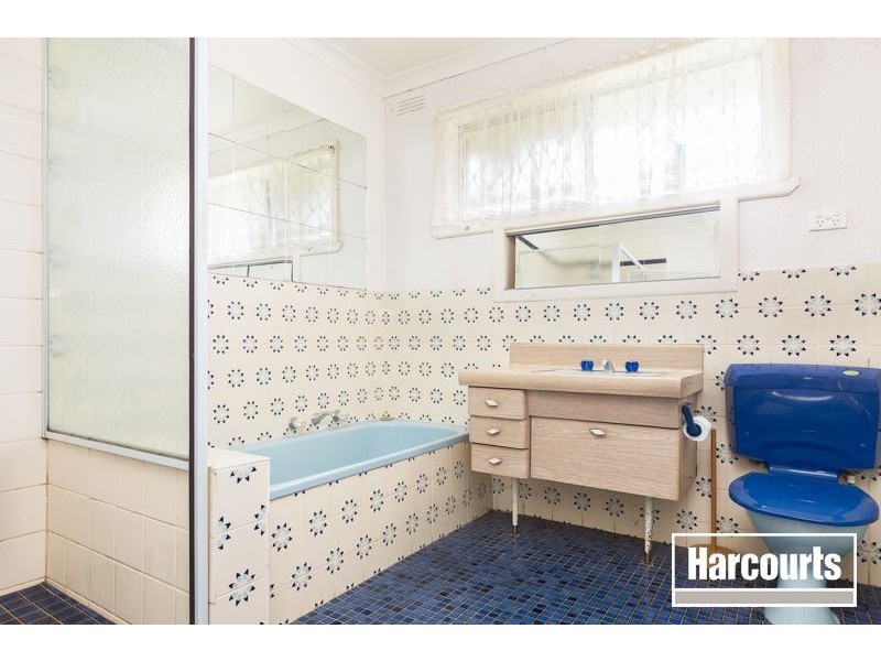 22 Lyall Road, Berwick VIC 3806