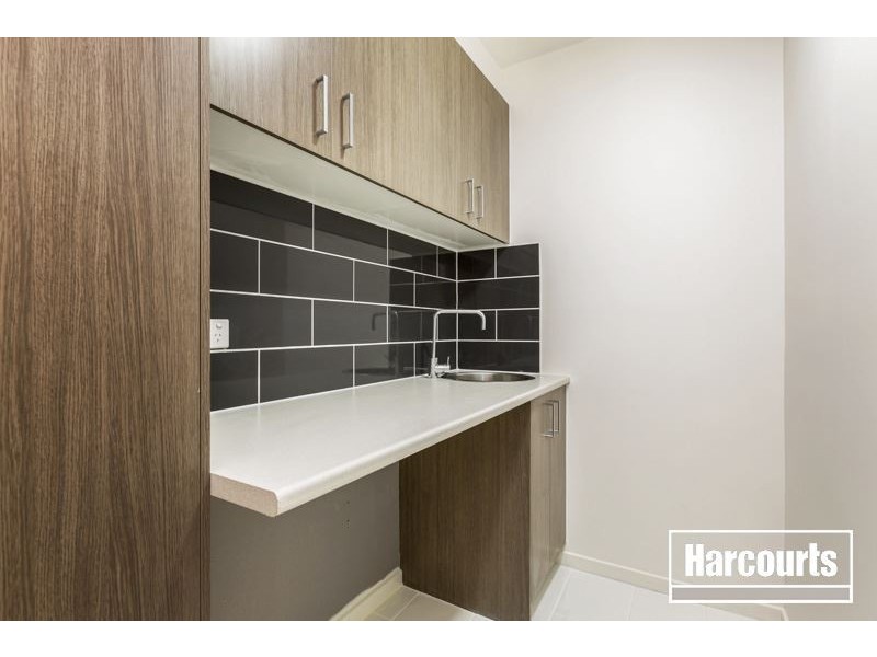 6 Adam Avenue, Hallam VIC 3803