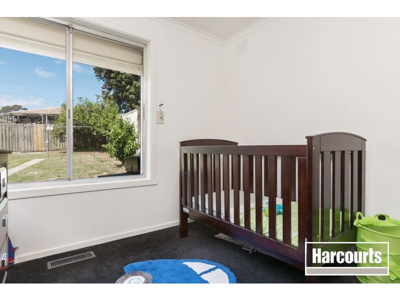 6 Adam Avenue, Hallam VIC 3803