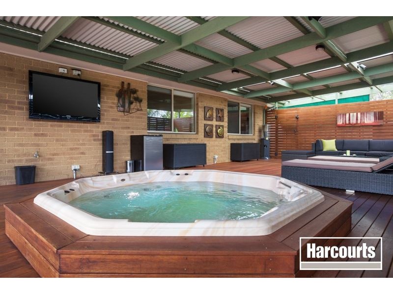 23 Beaconhill Drive, Beaconsfield VIC 3807