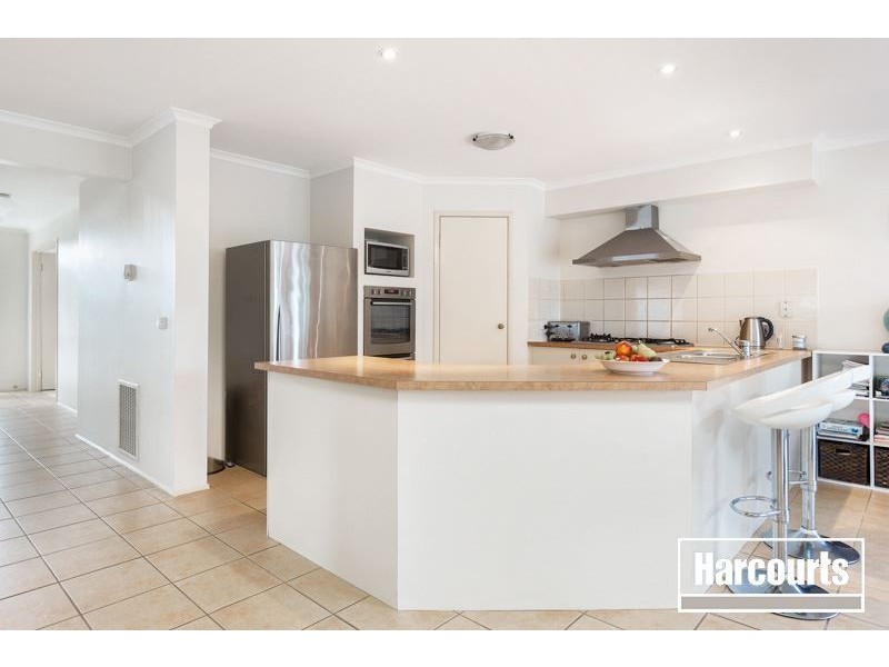 7 Saintly Grove, Berwick VIC 3806