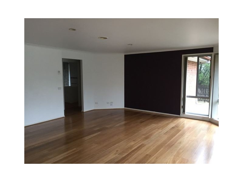 5 Cunneen Crescent, Berwick VIC 3806