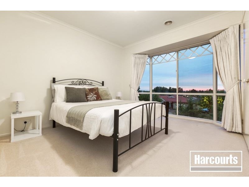 28 John Fisher Drive, Berwick VIC 3806