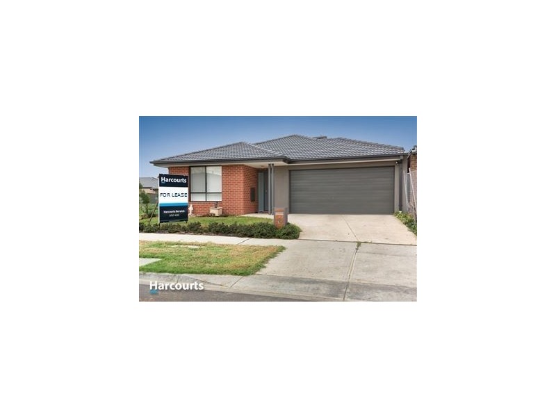8 Amesbury Way, Clyde North VIC 3978