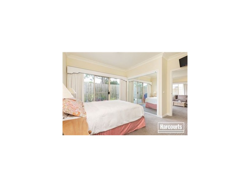 4/58 Peel Street, Berwick VIC 3806