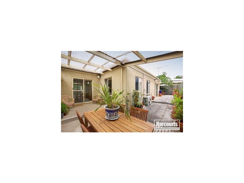 4/58 Peel Street, Berwick VIC 3806