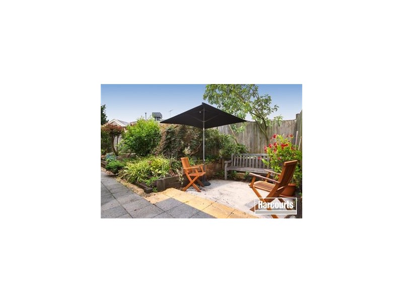 4/58 Peel Street, Berwick VIC 3806