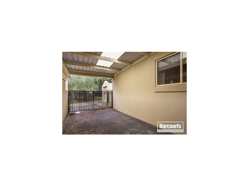 4/58 Peel Street, Berwick VIC 3806