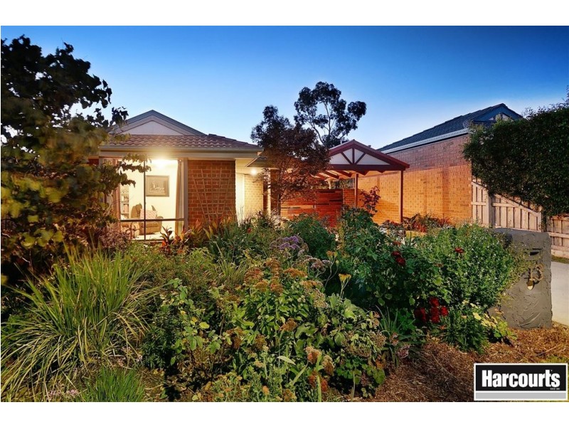 13 Euroa Avenue, Berwick VIC 3806