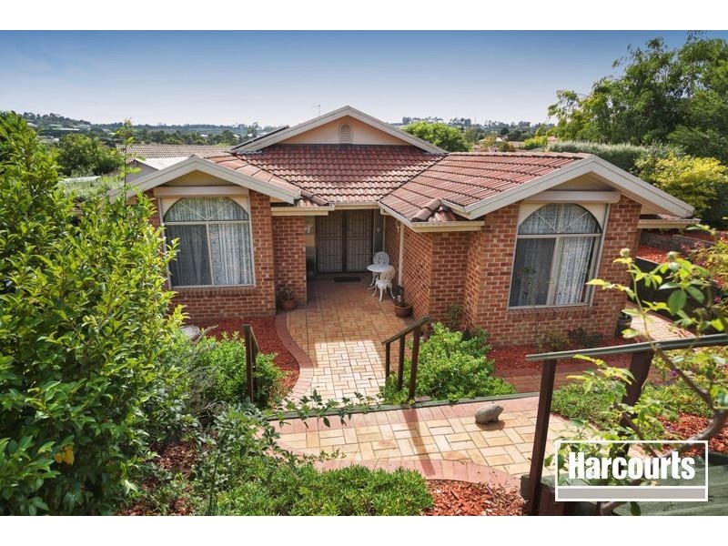 24 Telford Drive, Berwick VIC 3806